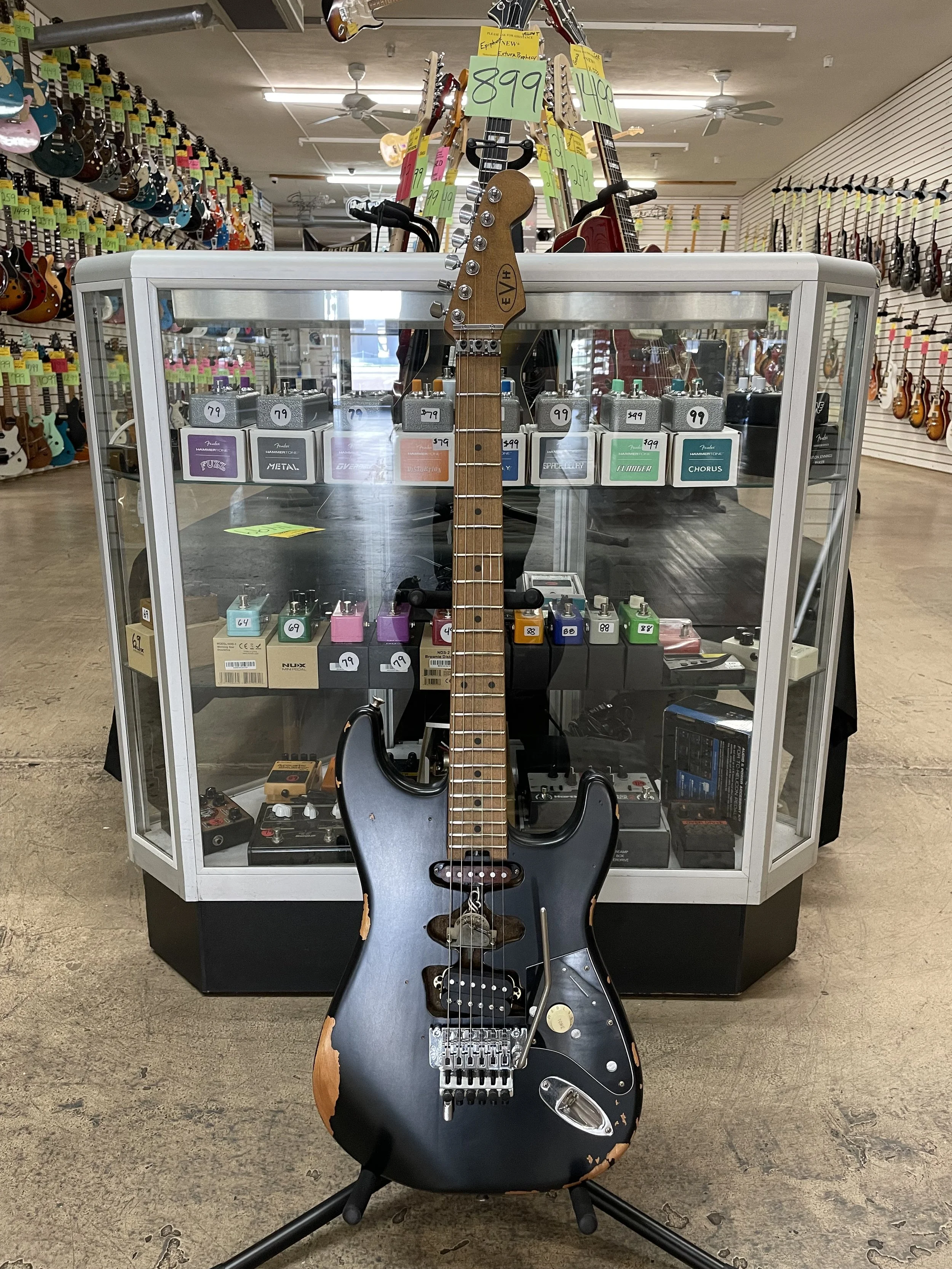More Electric Guitars — Bizarre Guitar